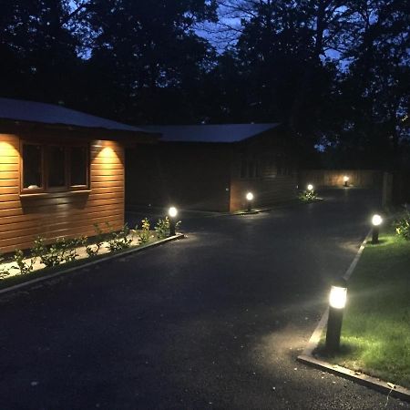 קונגלטון Shellow Lane Lodges מראה חיצוני תמונה