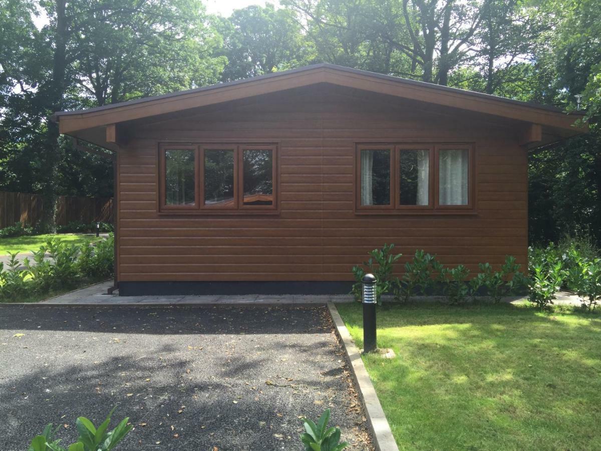 קונגלטון Shellow Lane Lodges מראה חיצוני תמונה